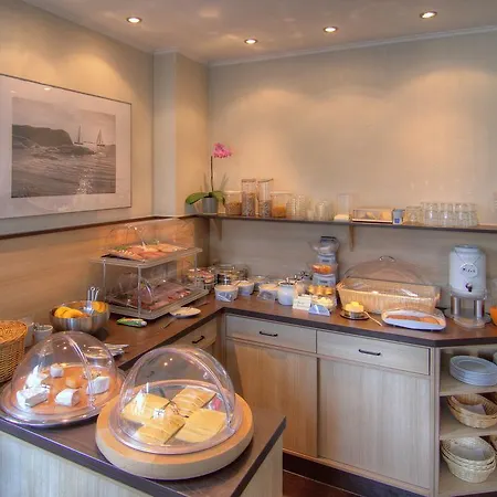 Garni Seestern Hotell 3*
